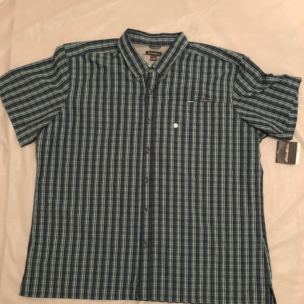 Men’s Eddie Bauer outdoor button down shirt